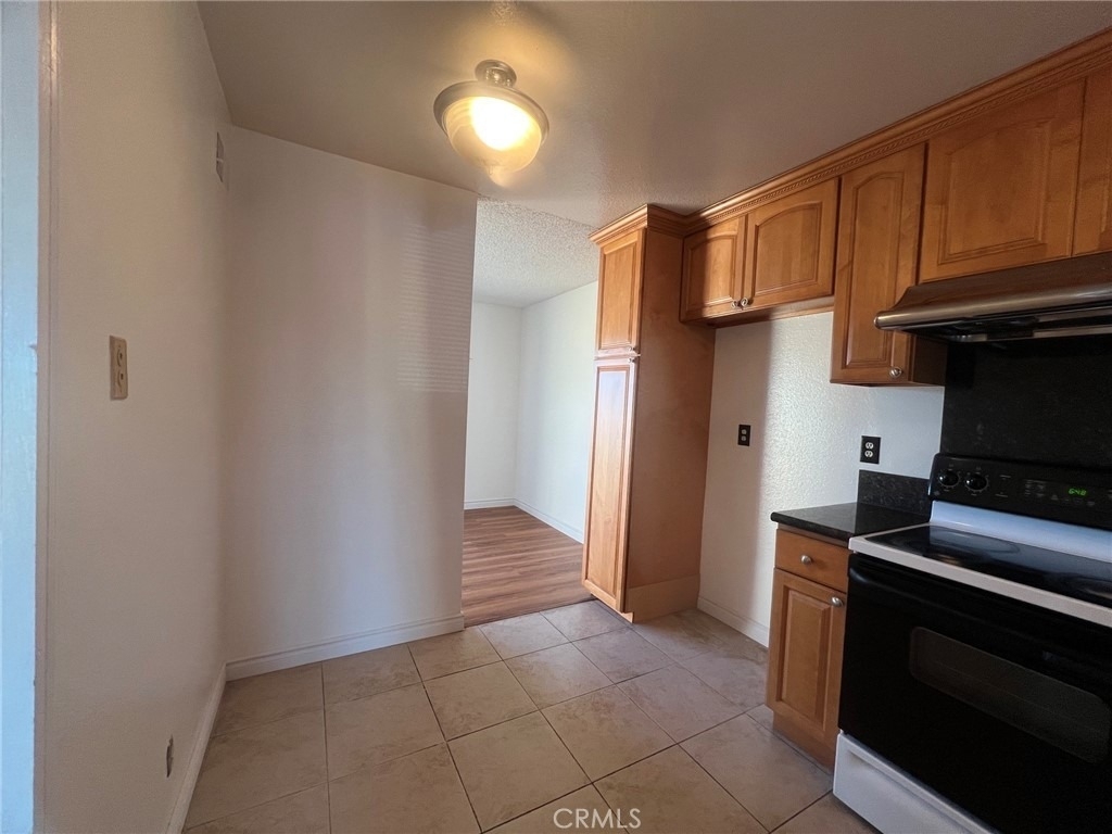 238 Hillcrest Drive - Photo 10
