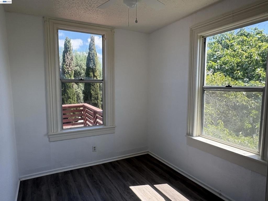 542 Grant St - Photo 18
