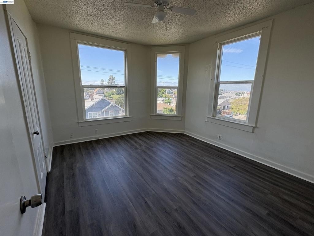 542 Grant St - Photo 12
