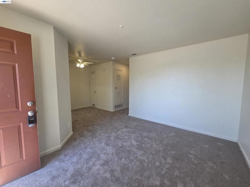 2255 Chestnut St - Photo 22
