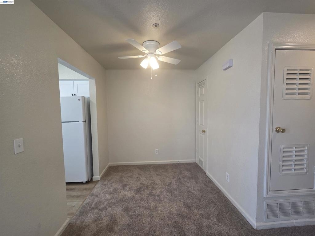 2255 Chestnut St - Photo 25