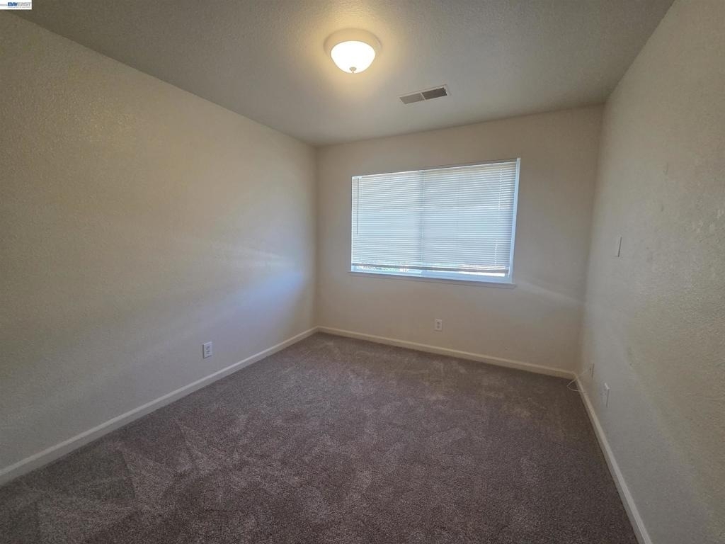 2255 Chestnut St - Photo 31