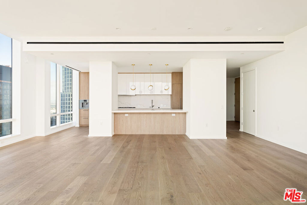 1000 W 8th Street - Photo 12