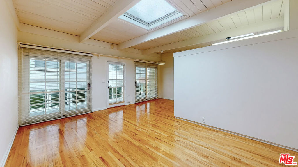 1123 10th Street - Photo 1