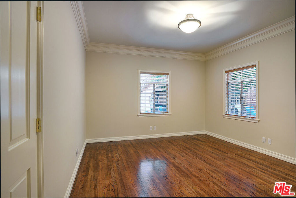 149 S Rodeo Drive - Photo 14