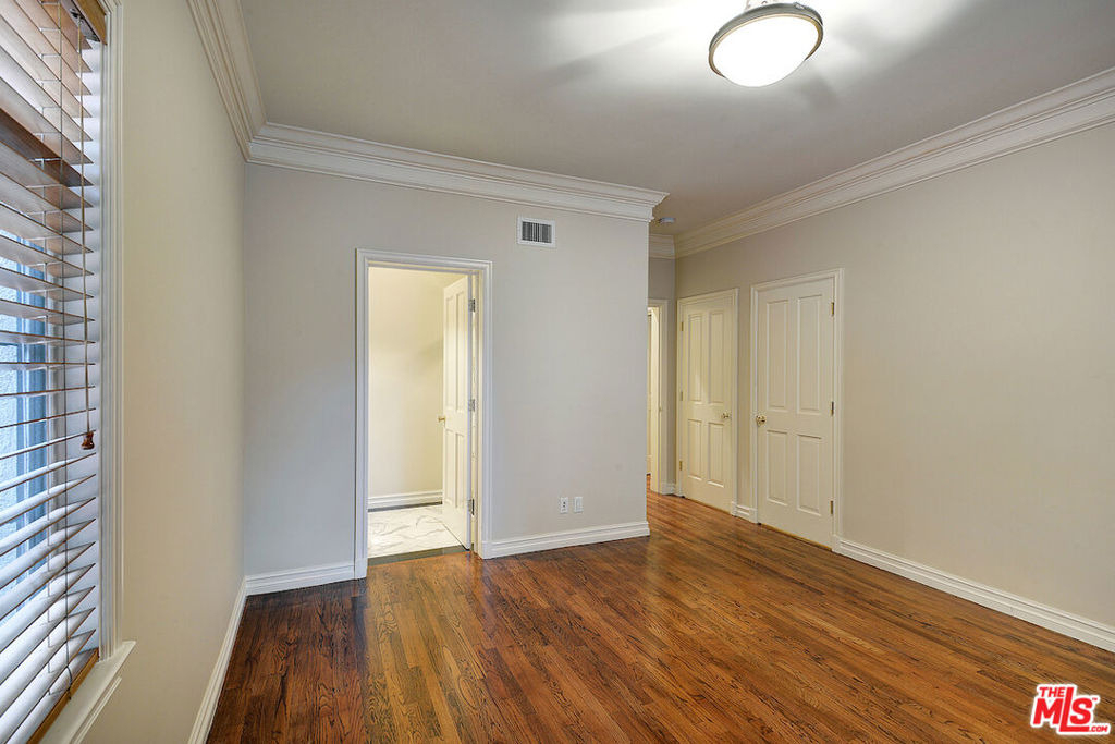 149 S Rodeo Drive - Photo 15