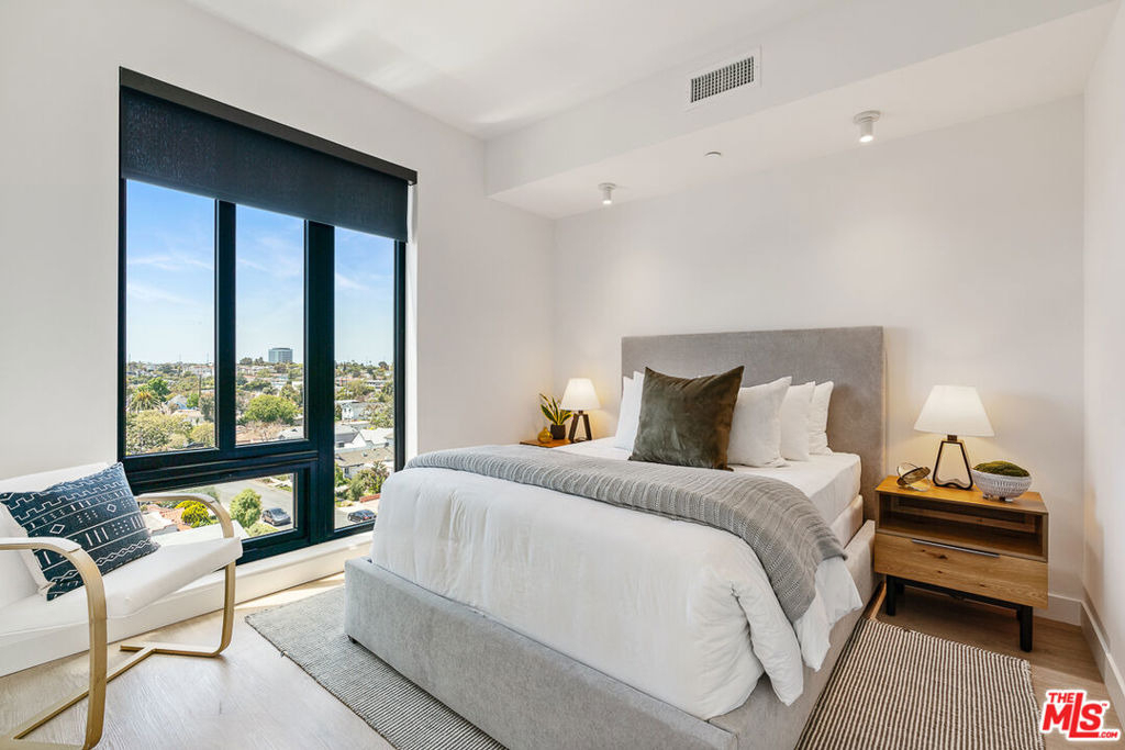 10700 Tabor Street - Photo 9