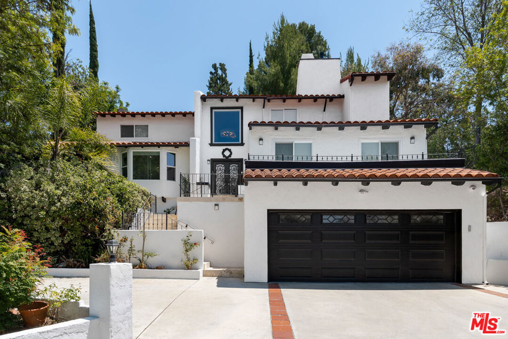 4491 Gayle Drive - Photo 2