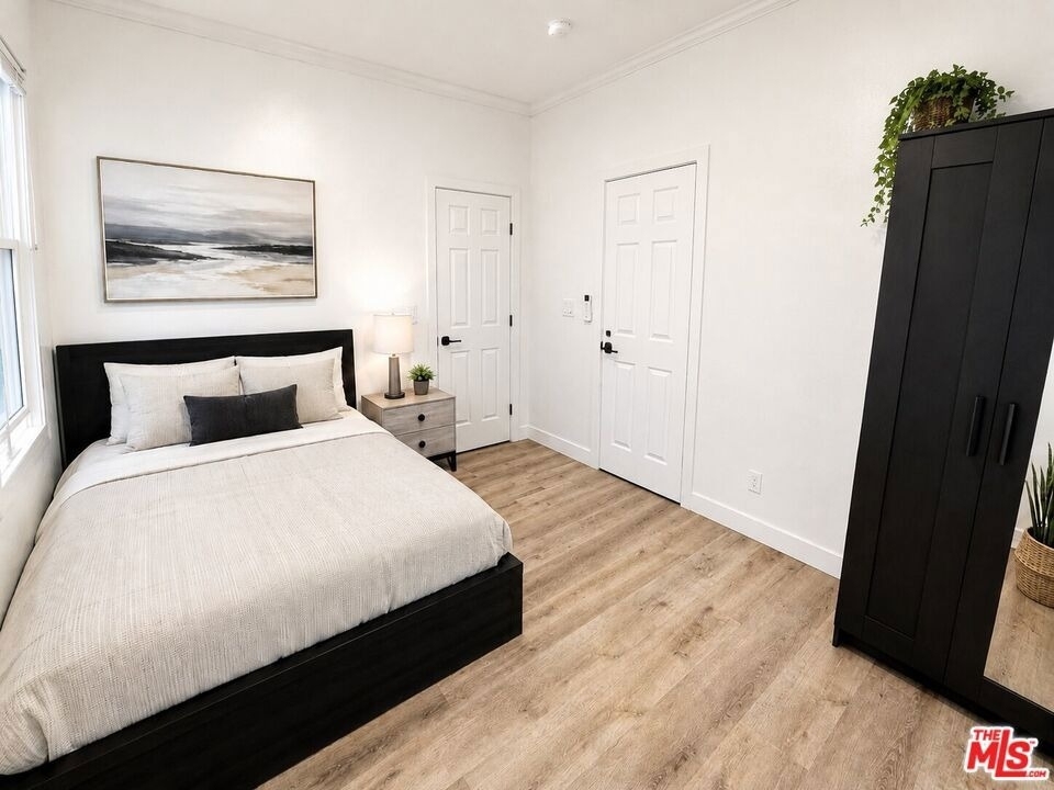 2927 S Catalina Street - Photo 3