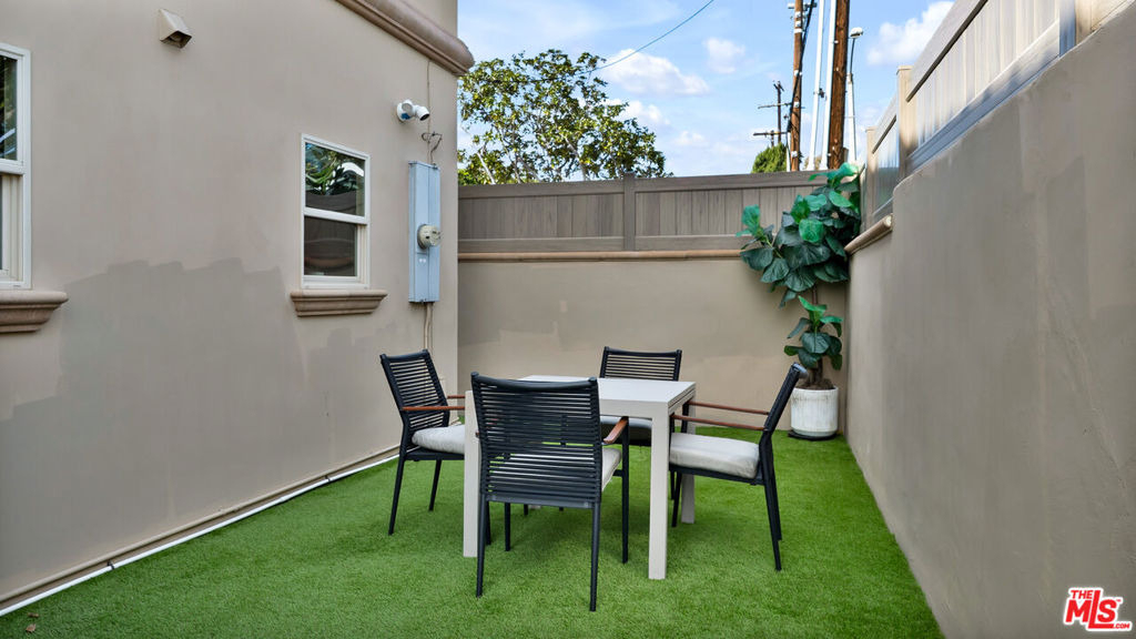 5136 Berryman Avenue - Photo 54