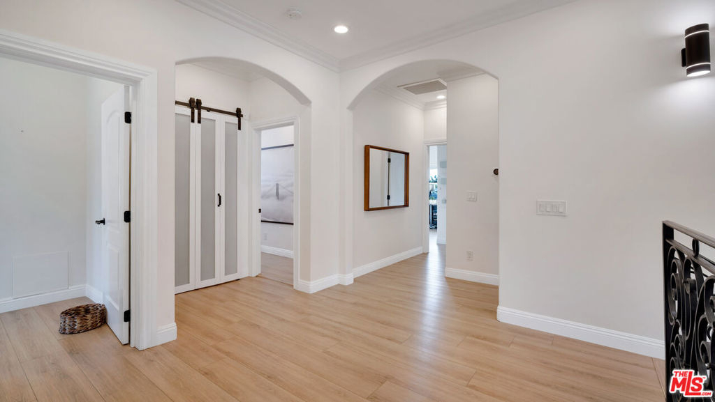 5136 Berryman Avenue - Photo 33