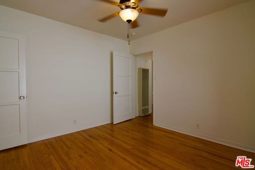 2916 Reservoir - Photo 2