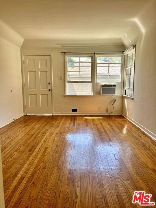 2916 Reservoir - Photo 25