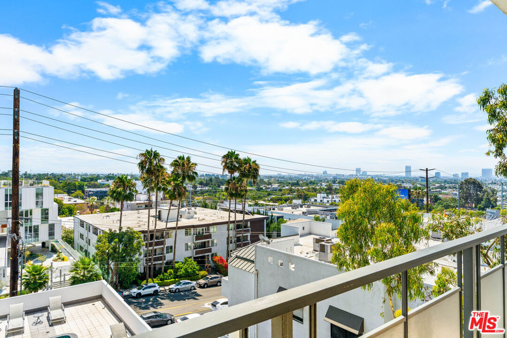 1155 N La Cienega Boulevard - Photo 7