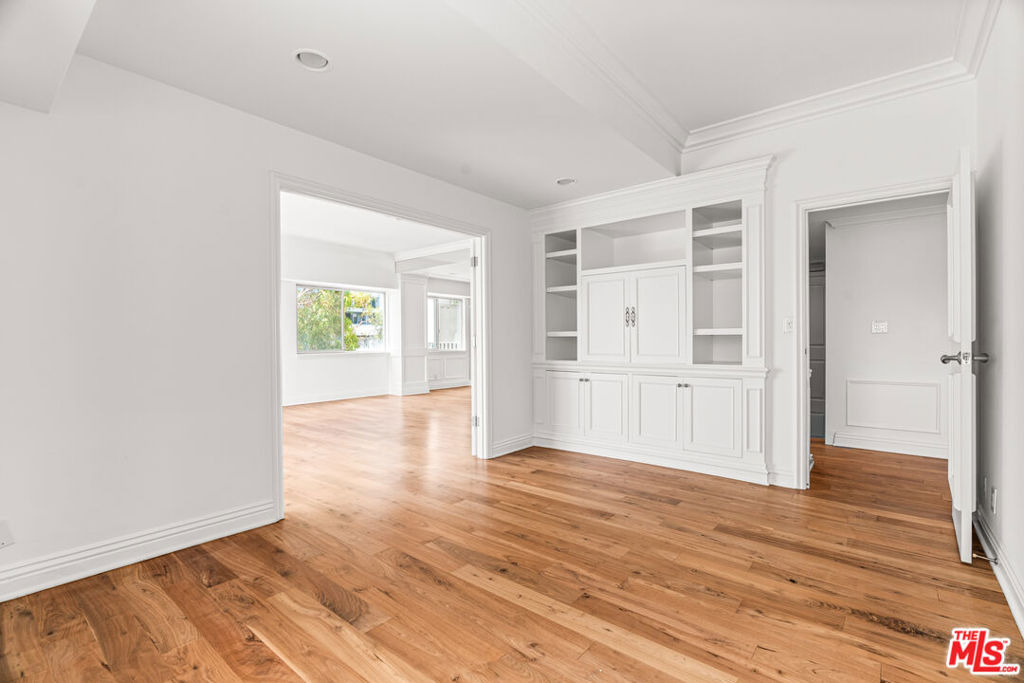 1155 N La Cienega Boulevard - Photo 20