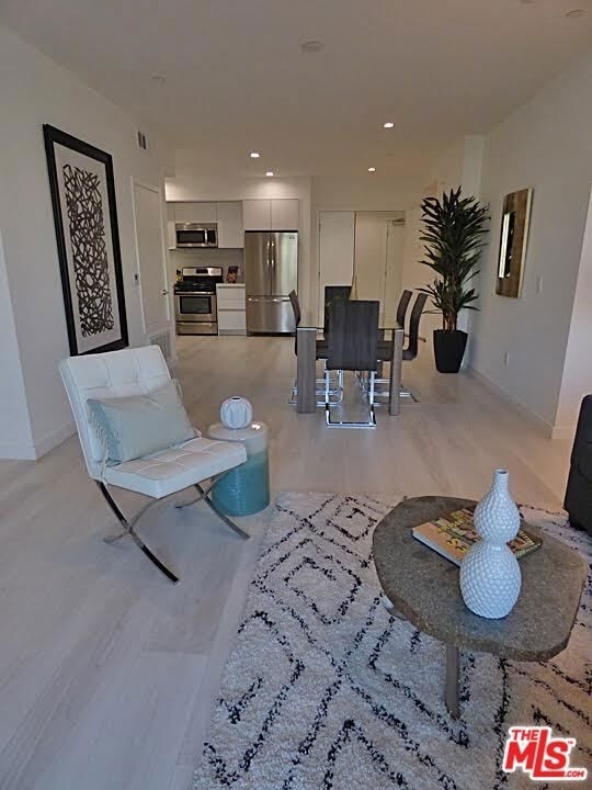 1526 Armacost Avenue - Photo 8