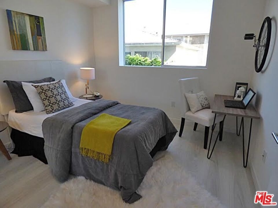 1526 Armacost Avenue - Photo 17