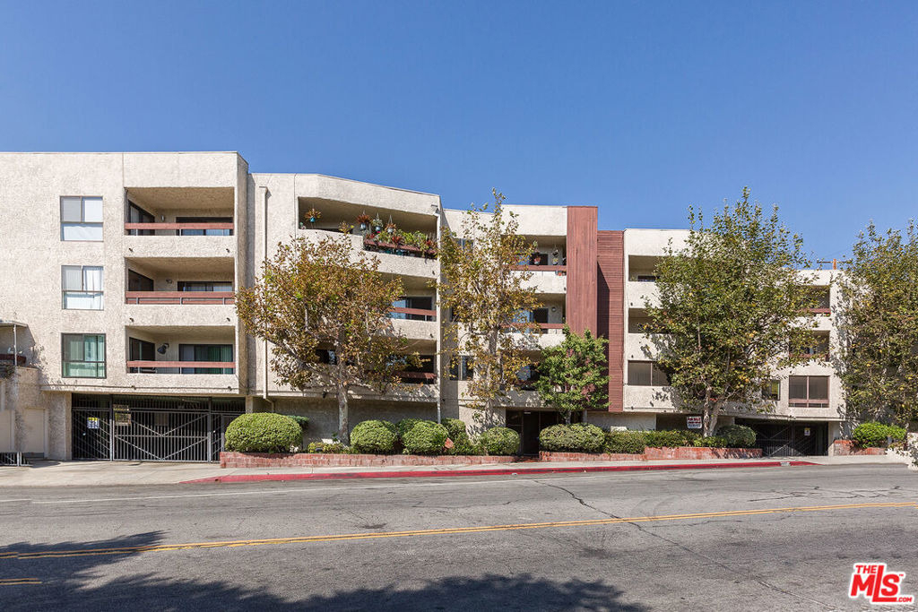 1037 N Vista Street - Photo 15