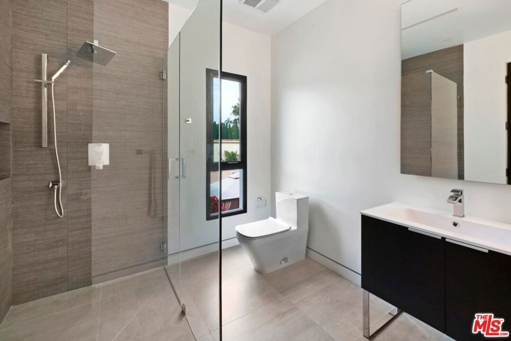 610 N Stanley Avenue - Photo 33
