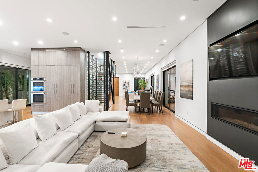 610 N Stanley Avenue - Photo 15