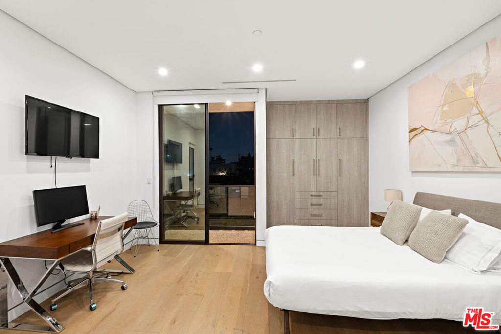 610 N Stanley Avenue - Photo 28