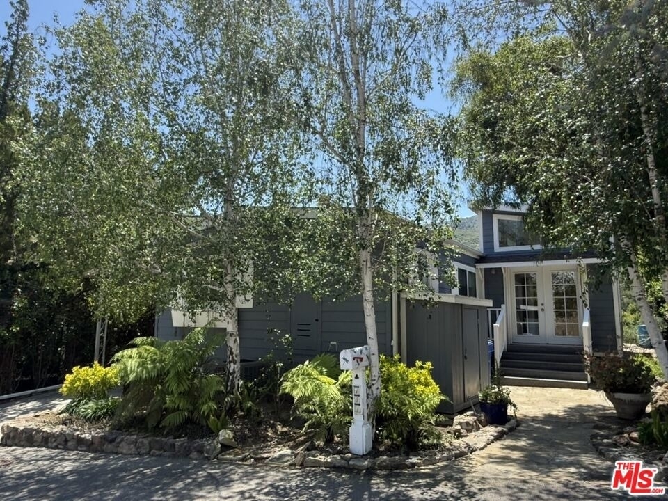 30473 Mulholland Hwy - Photo 1