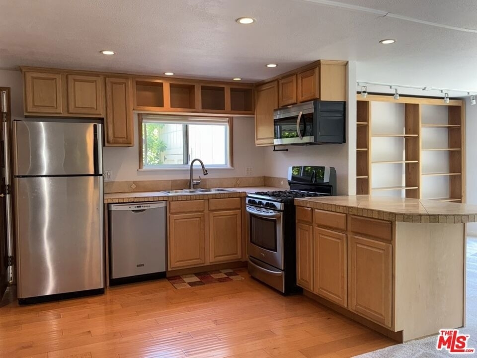 30473 Mulholland Hwy - Photo 18