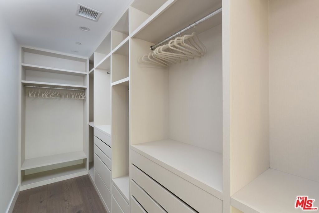 721 N Spaulding Avenue - Photo 23