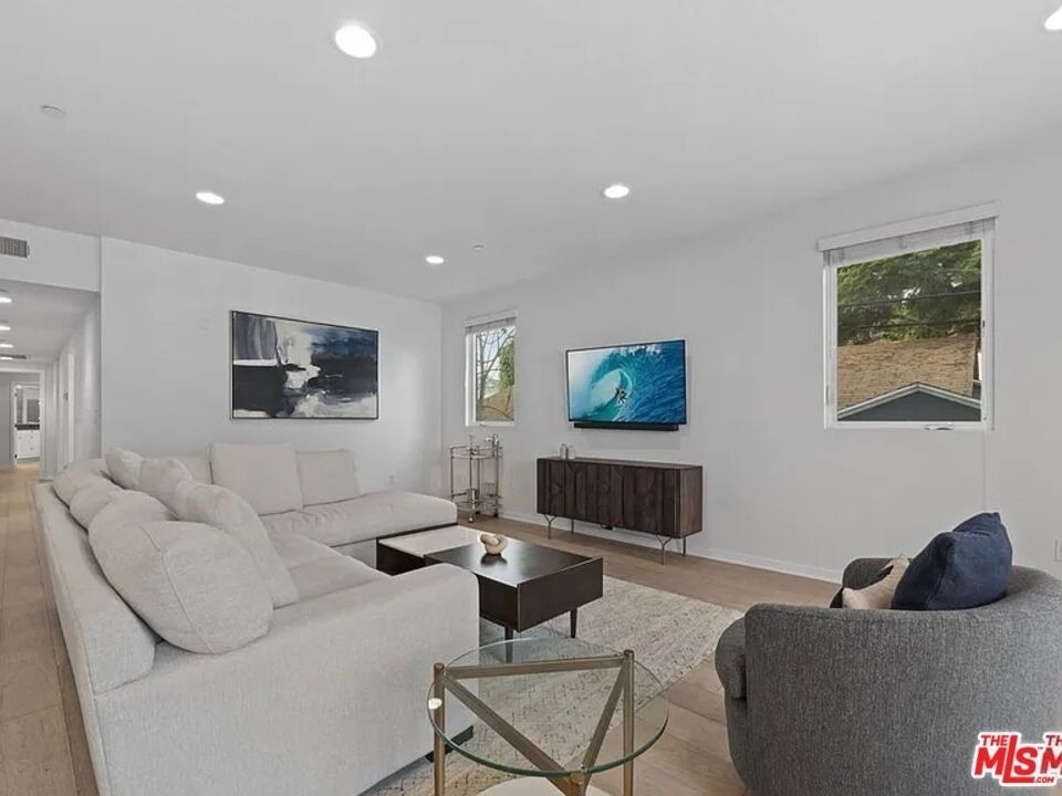 11912 Laurelwood Drive - Photo 6