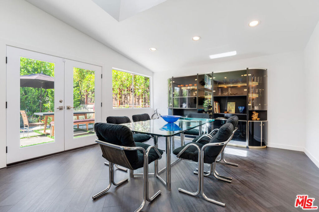 22705 Crespi Street - Photo 17