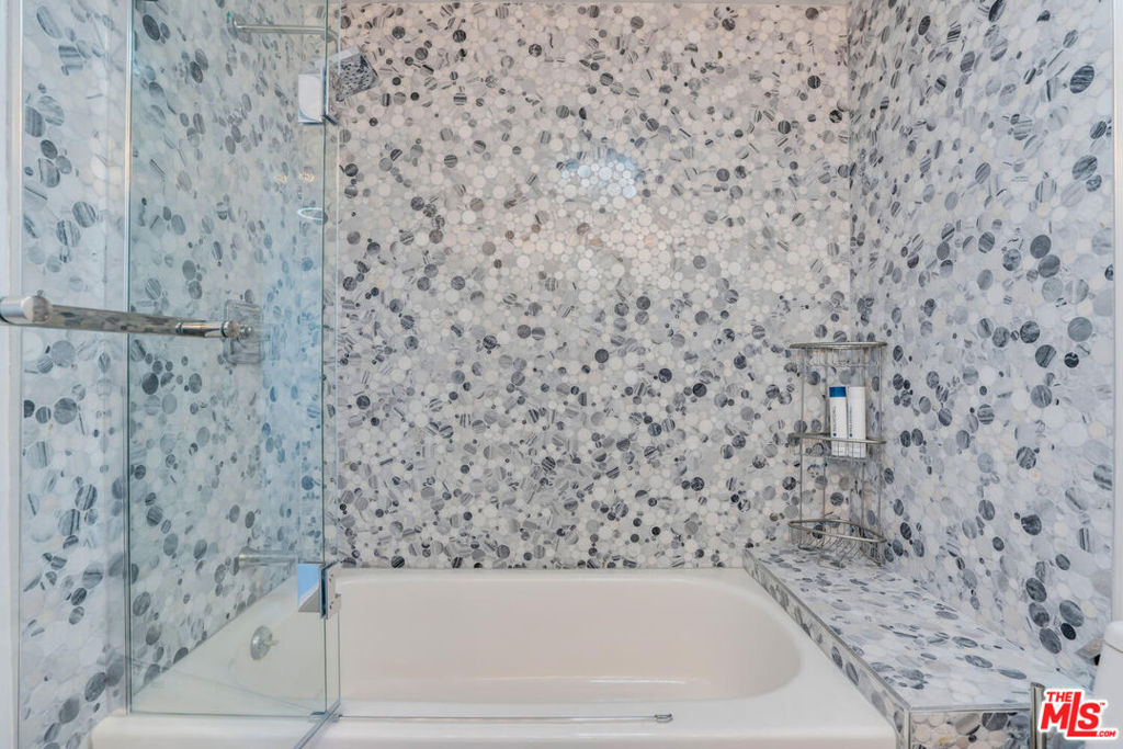 22705 Crespi Street - Photo 22