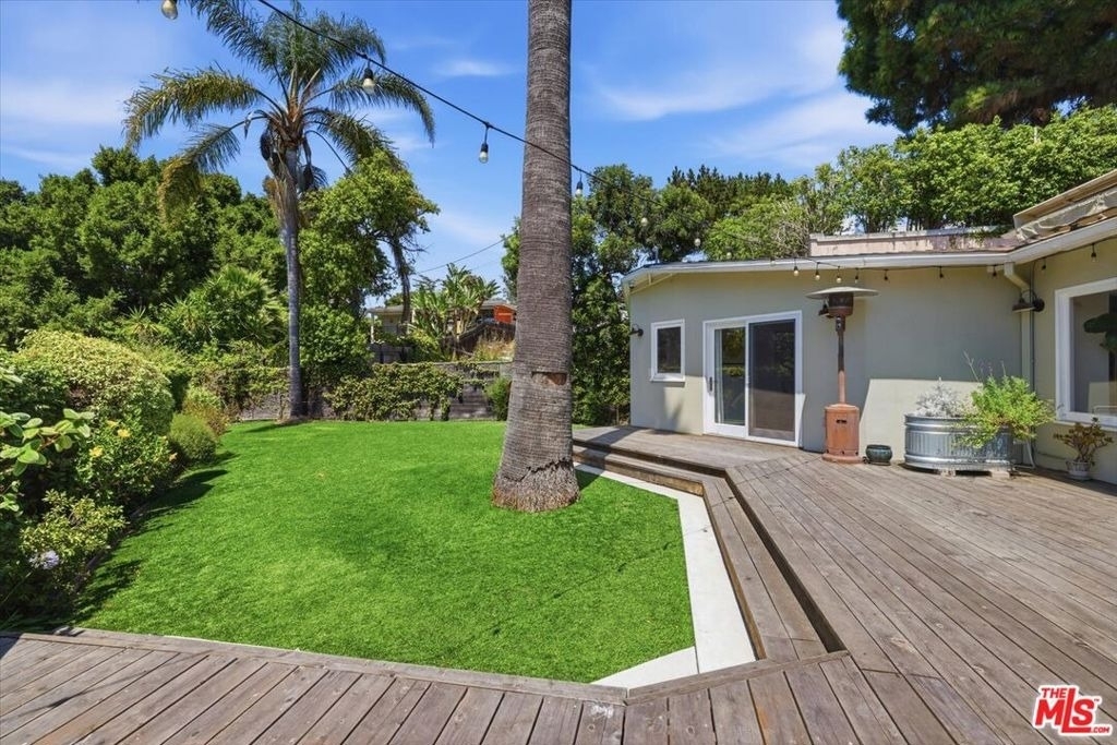 3240 Tilden Avenue - Photo 51