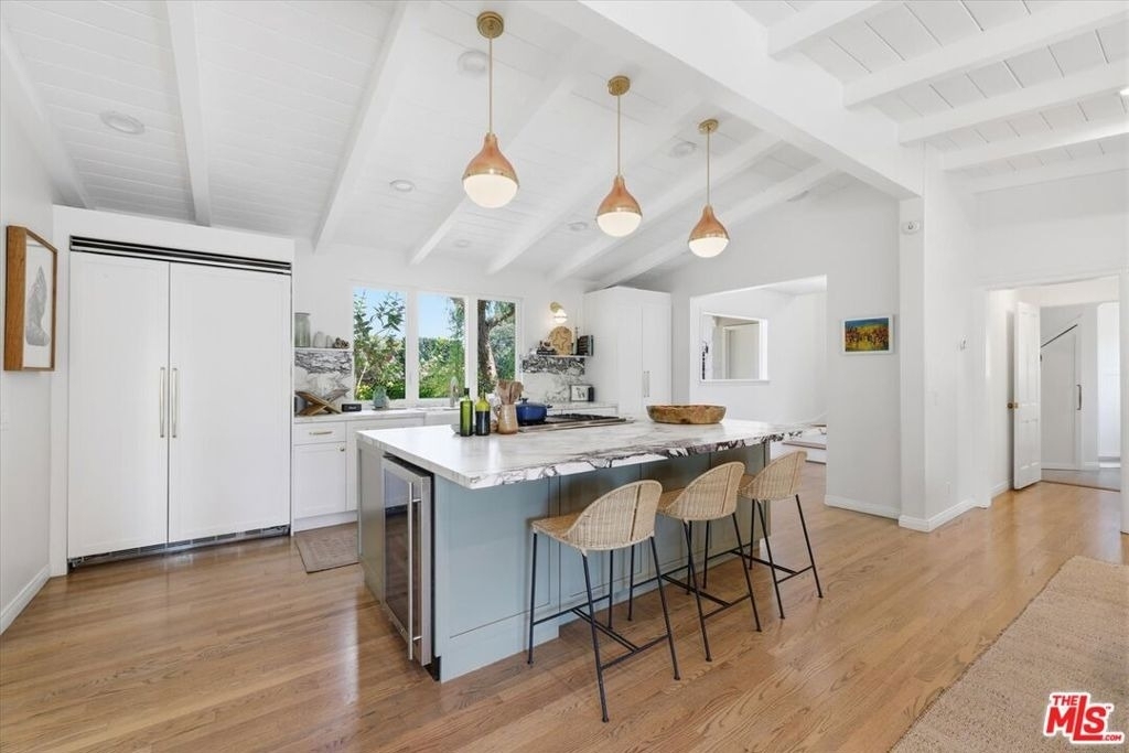 3240 Tilden Avenue - Photo 15