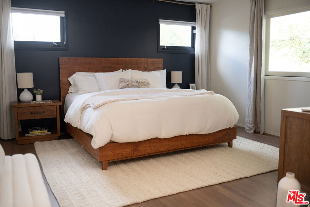 3240 Tilden Avenue - Photo 35