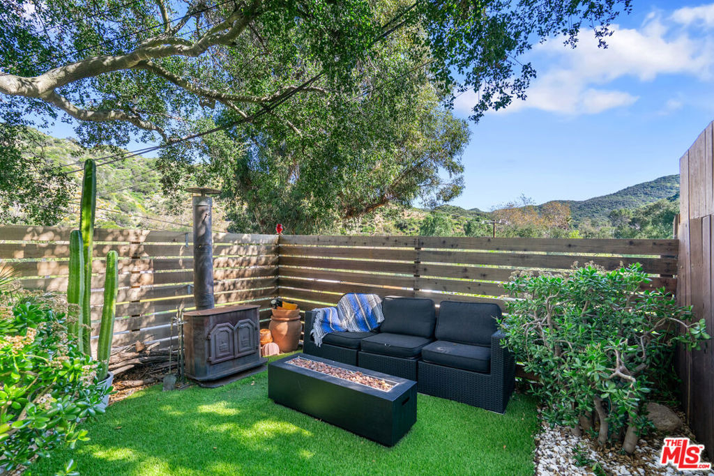 20402 Paradise Lane - Photo 27