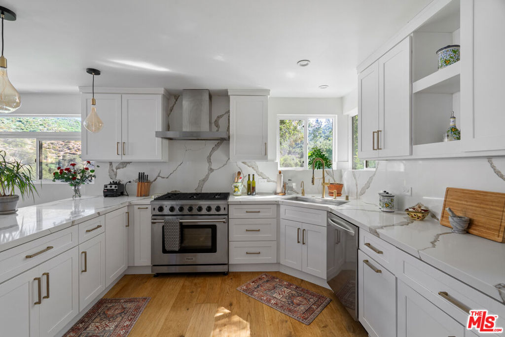 20402 Paradise Lane - Photo 11