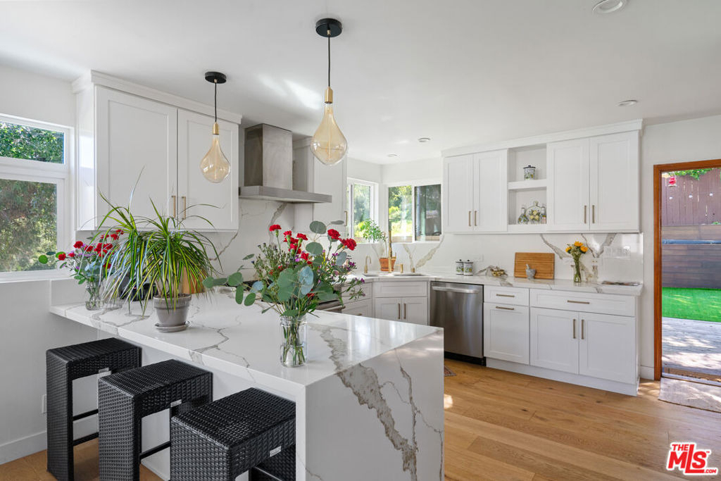 20402 Paradise Lane - Photo 10