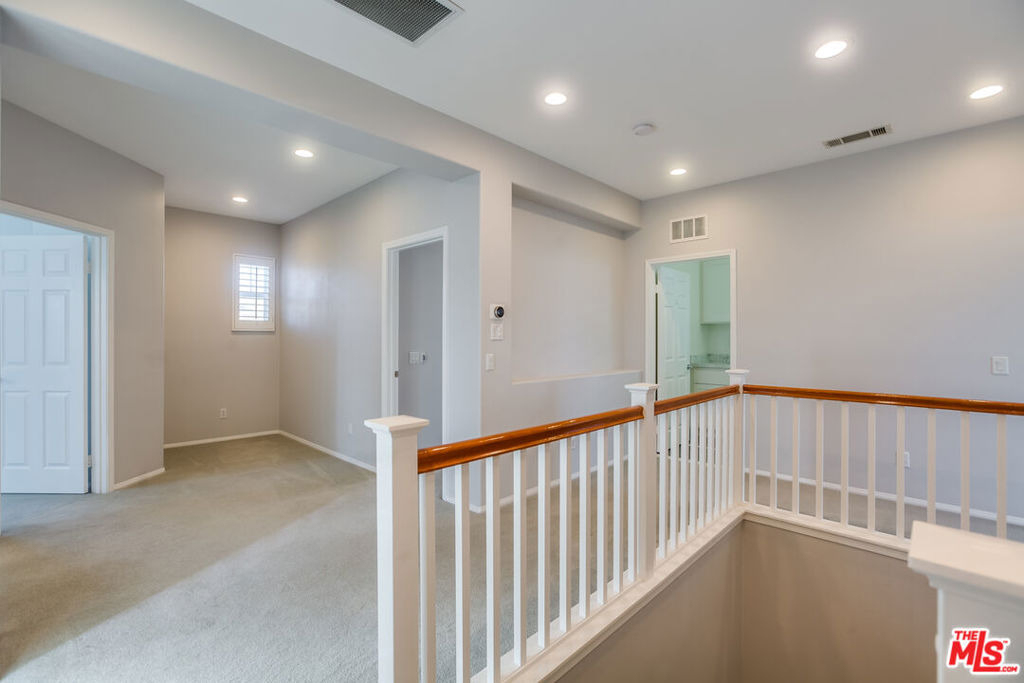 24040 Dandelion Lane - Photo 33