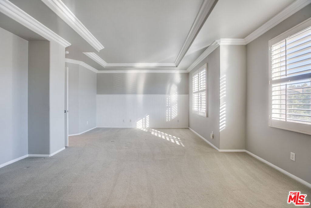 24040 Dandelion Lane - Photo 17