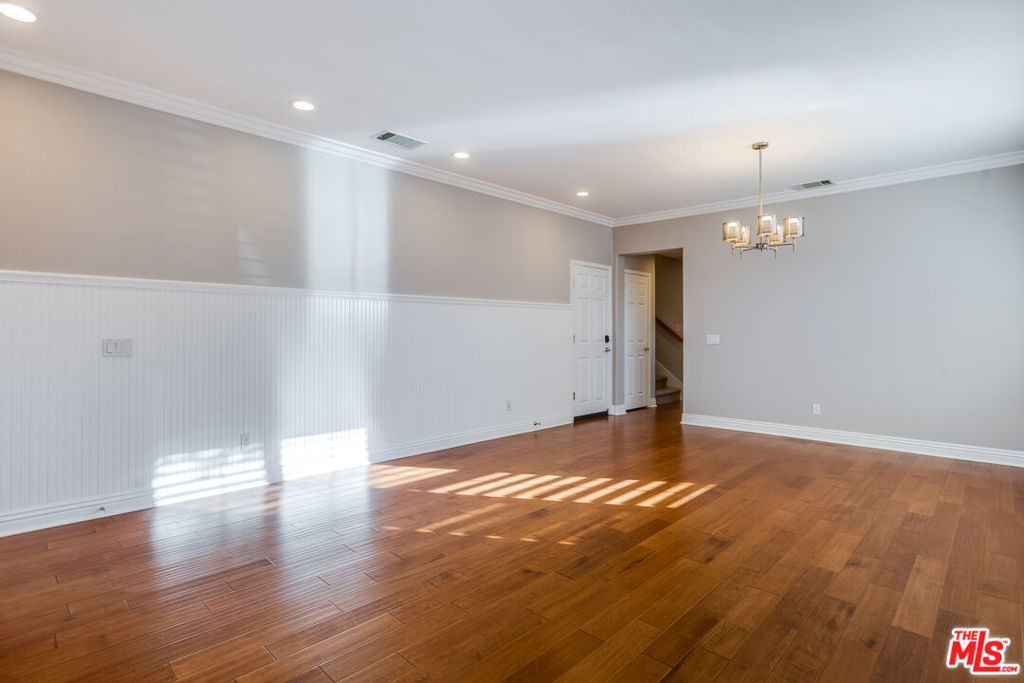 24040 Dandelion Lane - Photo 10