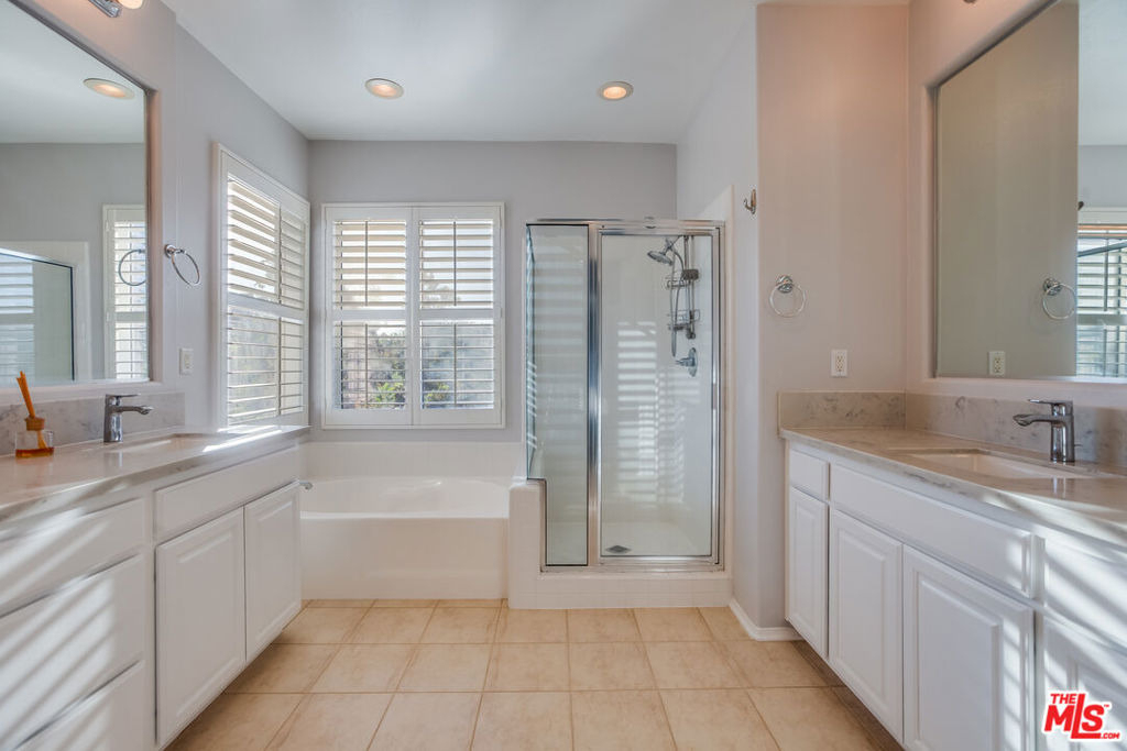 24040 Dandelion Lane - Photo 20
