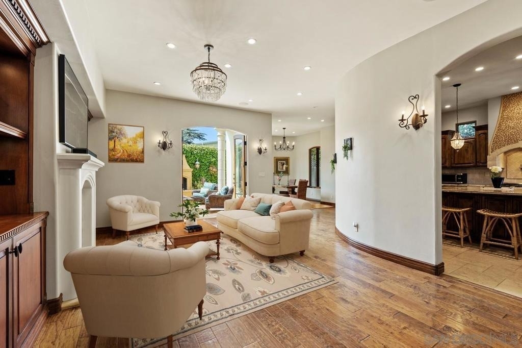7964 Prospect - Photo 12