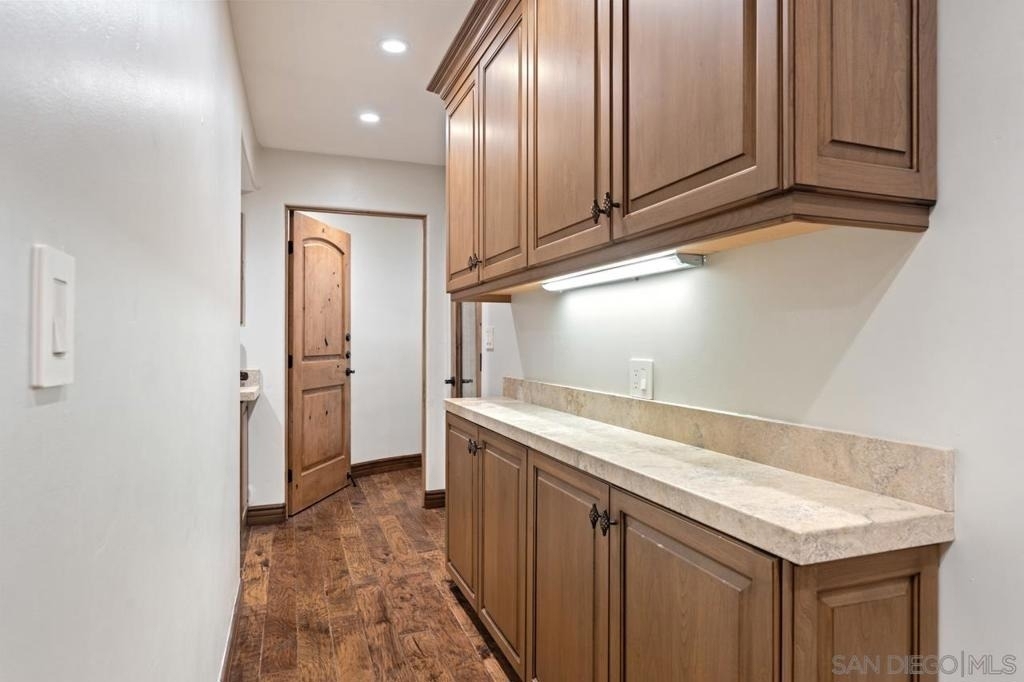 7964 Prospect - Photo 34