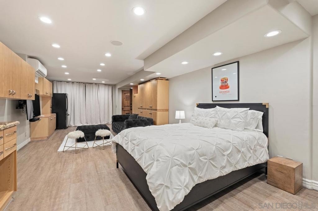 7964 Prospect - Photo 45