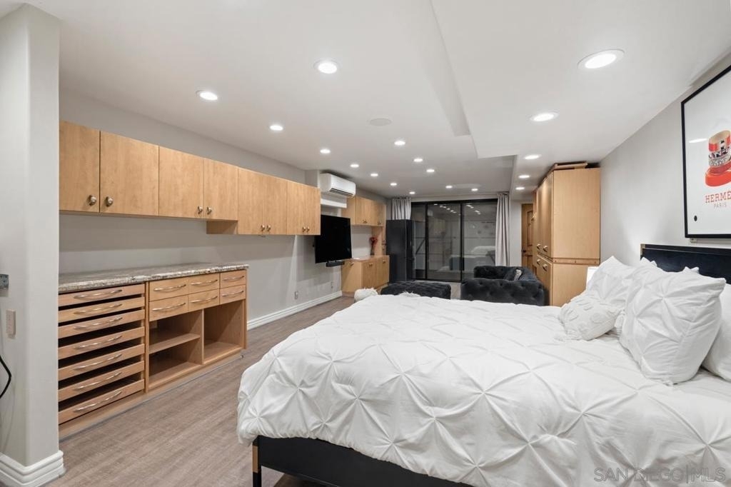 7964 Prospect - Photo 44