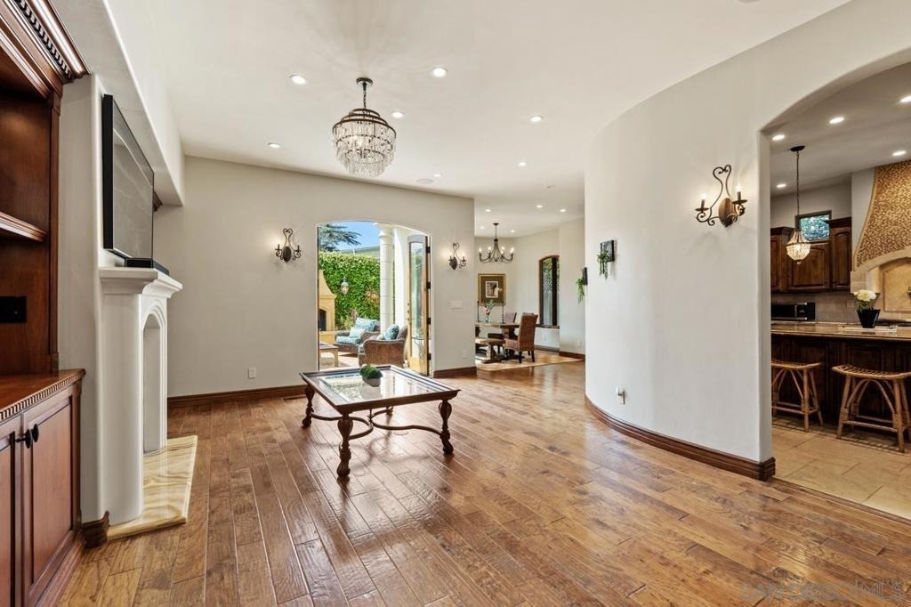 7964 Prospect - Photo 11