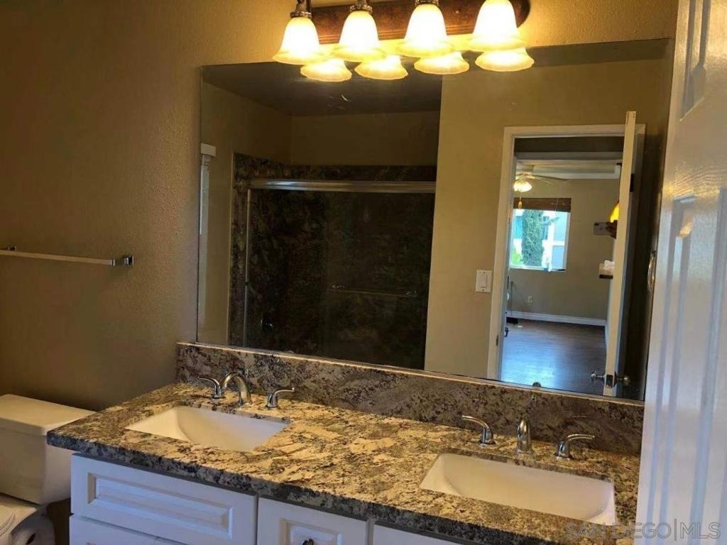 7425 Charmant Dr - Photo 6