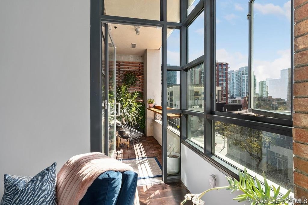 1050 Island Ave - Photo 13
