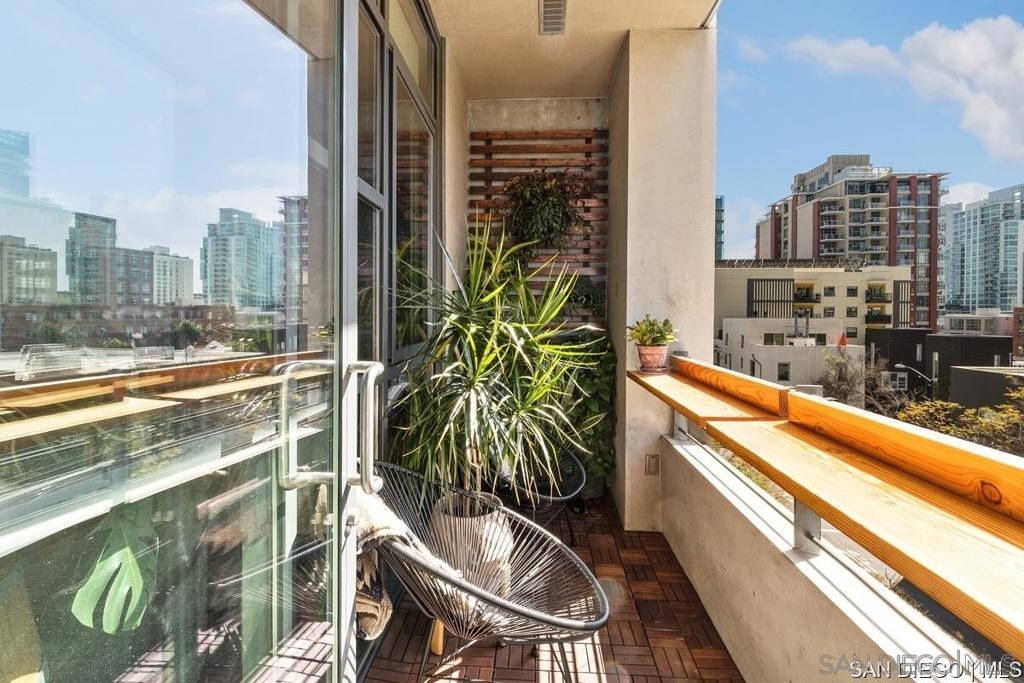 1050 Island Ave - Photo 12