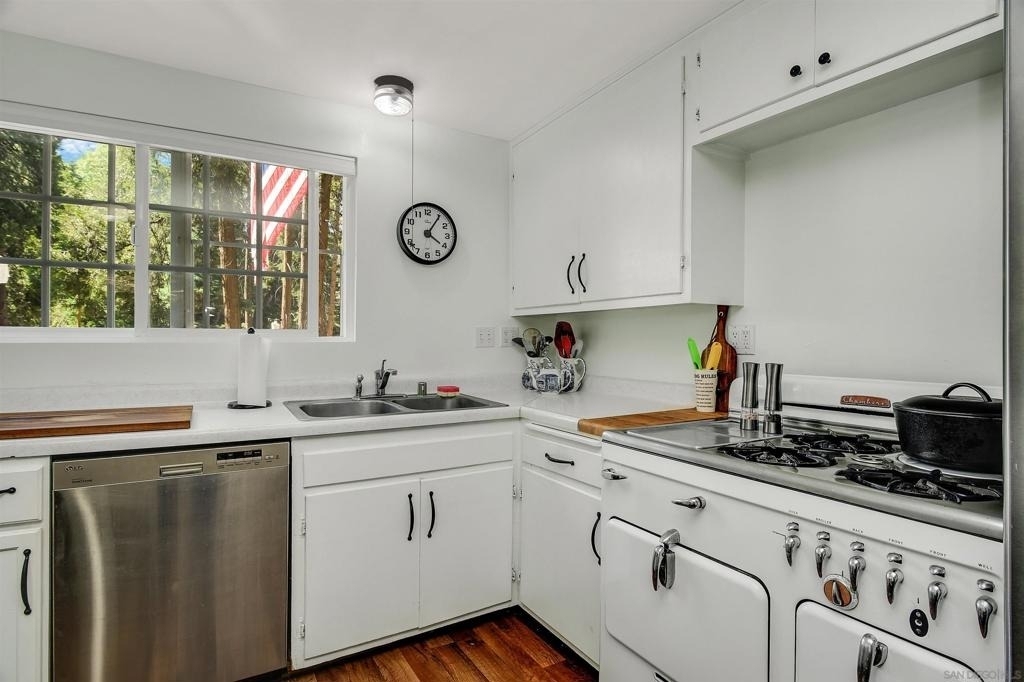 33125 Canfield Road - Photo 2